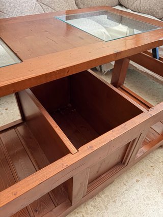 Mesa centro madera maciza con botellero