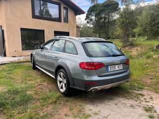Audi A4 Allroad 2011