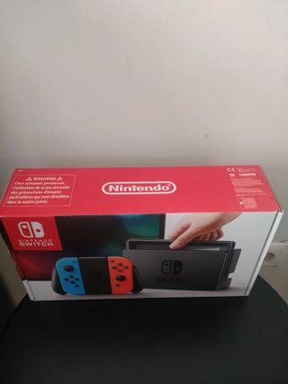 Caja Nintendo Switch