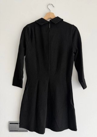 Vestido negro manga larga