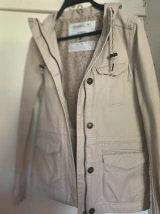 Parka Roxy beige clásica