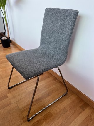 4 Sillas de comedor grises