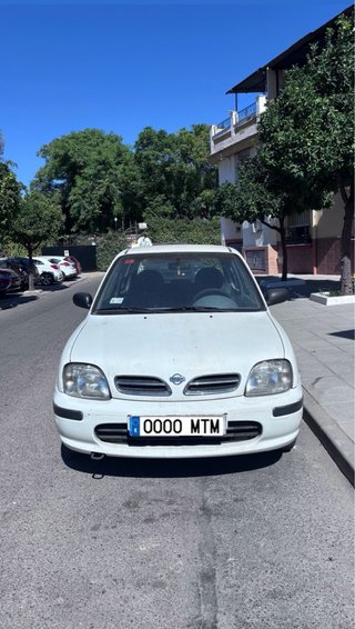 Nissan Micra 2000
