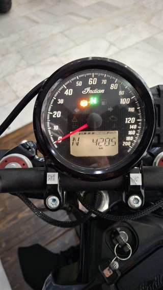 Indian FTR 1200 2025 | 4.300 km