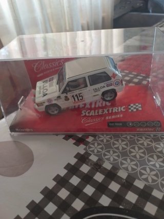 Scalextric Seat Panda Carlos Sainz Classics