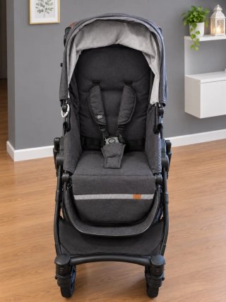 Carrito de bebé gris