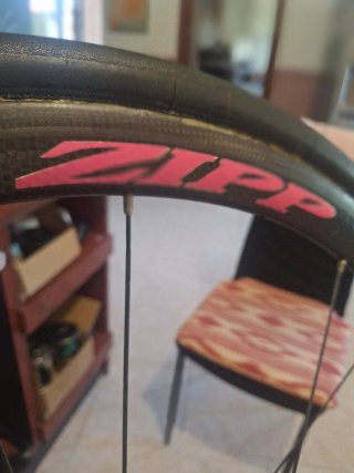 Rueda Delantera Zipp 202 Tubular