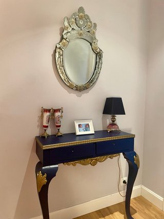 Consola antigua madera azul y oro