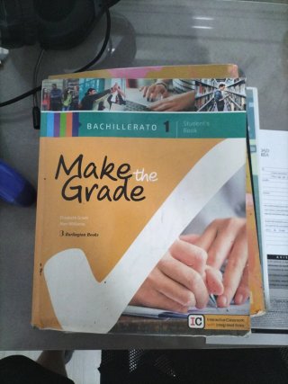 Make the Grade Bachillerato 1 libro inglés.