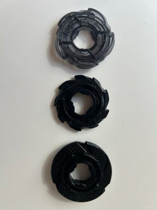 Lote Beyblade X - 11 beys (uno en caja) + estadio