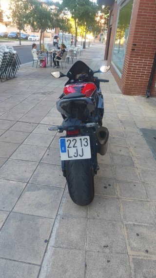 Honda CBR1000RR-R FIREBLADE ST Negra