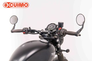 TRIUMPH STREET TWIN