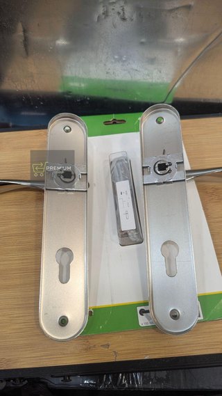 2 Juego de manilla con placa de puerta Arosa de aluminio