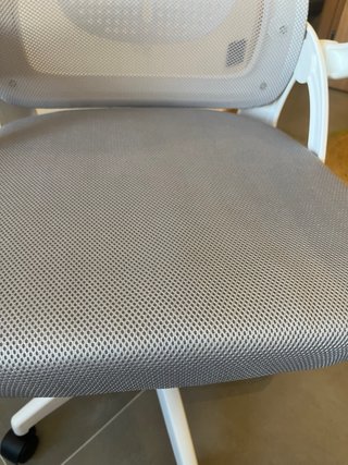 Silla de escritorio ergonómica gris