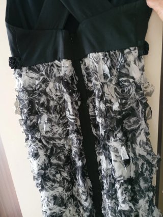 Vestido de cóctel negro y blanco