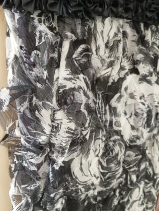 Vestido de cóctel negro y blanco