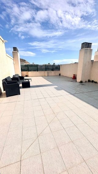 Ático en alquiler en Garbinet en Alicante