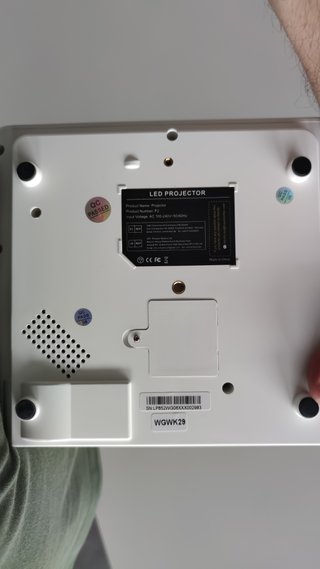 Proyector HOPVISION F2 + Pantalla tela