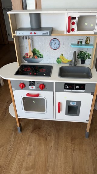Cocina de juguete de madera