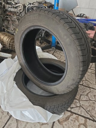 Pareja de Neumáticos Invierno Pirelli 195/55 R16 8