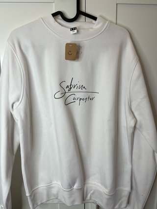 Sudadera Sabrina Carpenter Blanca