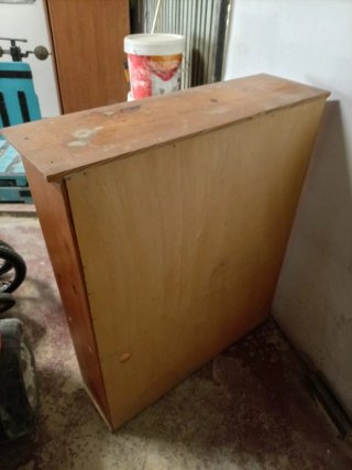 Mueble antiguo de madera