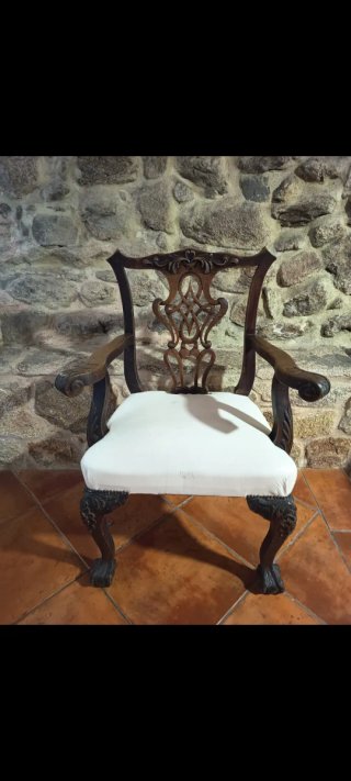 Butacas victorianas de madera y tela