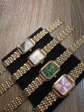 Reloj de cuarzo para mujer nuevo!