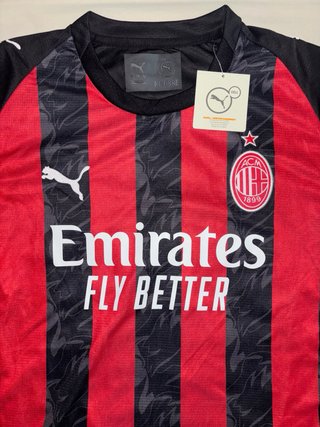 Completo Milan Home 2025/2026
