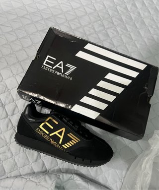 Zapatillas Emporio Armani EA7 Negras Doradas