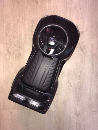 Coche correpasillos Ford Ranger