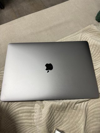 MacBook Pro 15” Plata