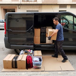 Mudanza de cajas y pertenencias en San Vicente