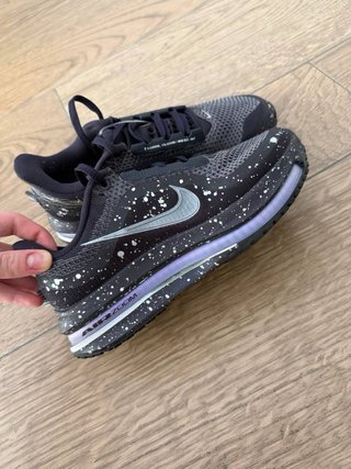 Zapatillas Nike Air Zoom Negras y Moradas