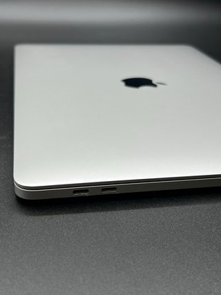 MacBook Pro 13” 2019 - i5/8GB/500GB SSD Plata