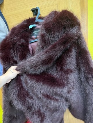 Chaquetón pelo burdeos