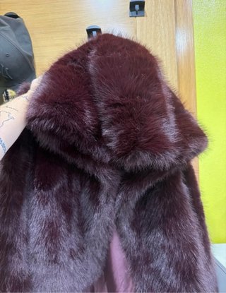Chaquetón pelo burdeos