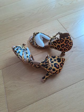 Zapatos de Baile Latino Animal Print