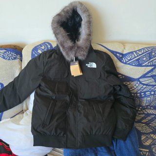 Chaqueta The North Face Negra con Capucha