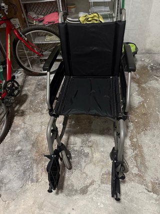 Silla de ruedas plegable