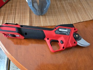 Einhell GP-LS 18/28 BL Tijera Podar Inalámbrica