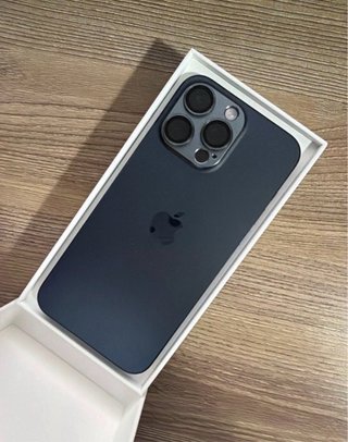 iPhone 15 Pro Max Azul Marino