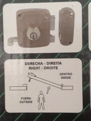 Cerradura AMIG Sobreponer Derecha 72 U-80mm