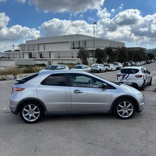 Honda Civic 1.8 i-VTEC Sport 140 CV