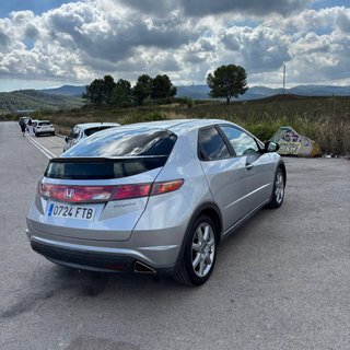 Honda Civic 1.8 i-VTEC Sport 140 CV