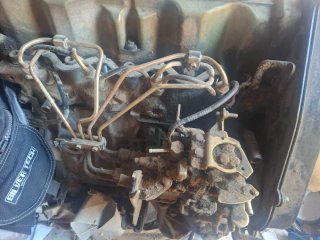 Motor Nissan Vanette 2.3 Diesel