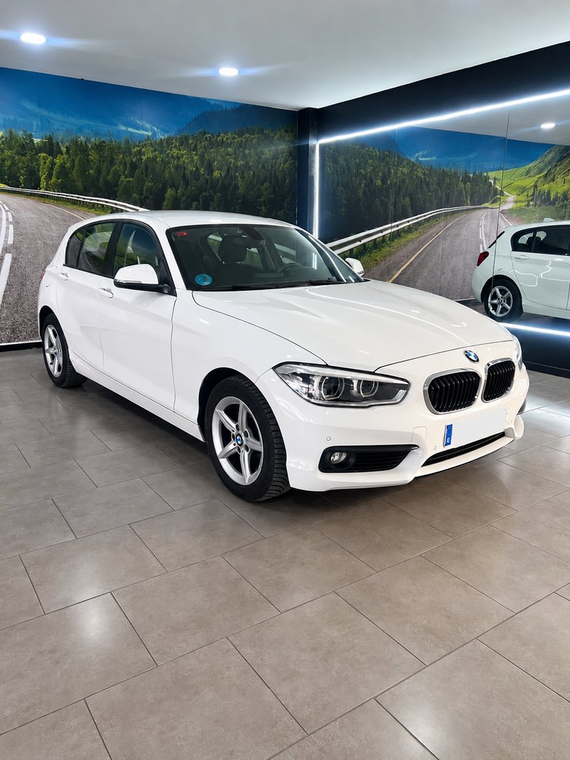 BMW Serie 1 2016, foto 1