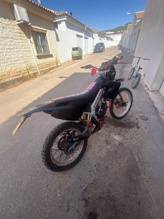 se vende o se cambia por aerox