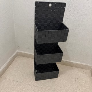 Estantería colgante de tela gris oscuro