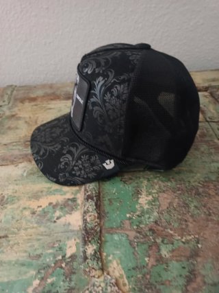Gorra Goorin Bros con parche de hipopótamo